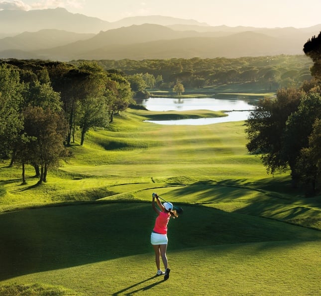 El ‘resort’ de la Costa Brava donde la élite juega al golf y será sede de la Ryder Cup