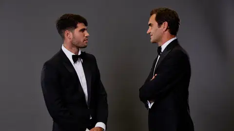 Carlos Alcaraz y Roger Federer en la Laver Cup 2024