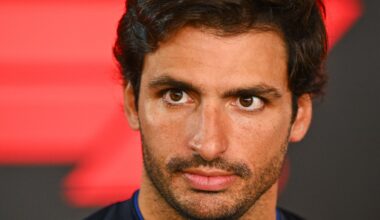 Un ex de la F1 pide a Mercedes que coloque a Carlos Sainz en el asiento de Antonelli