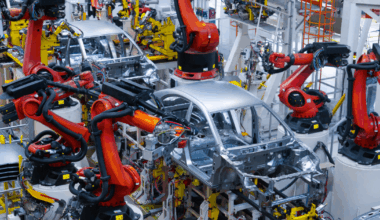 La presidenta Von der Leyen preside el tercer diálogo estratégico con la industria automovilística europea el 12 de septiembre