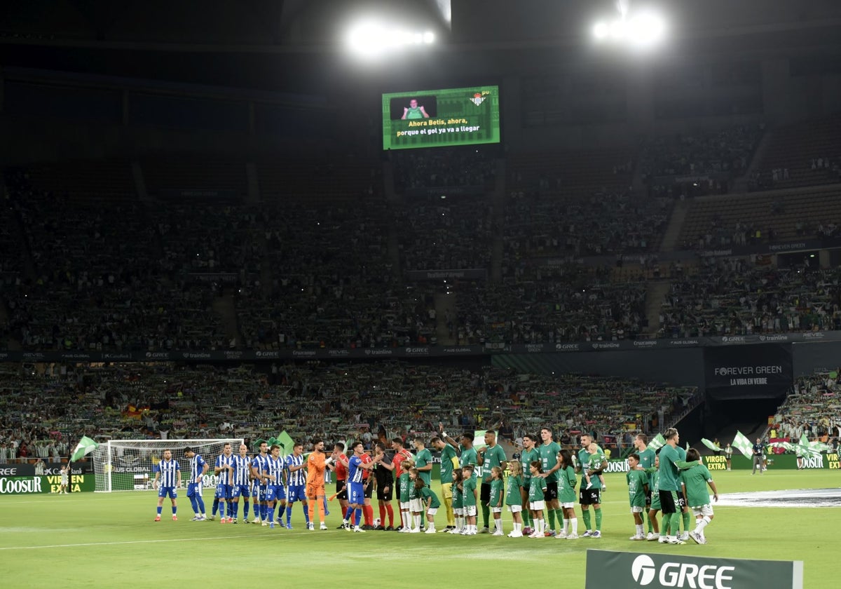 El estadio de la Cartuja, antes del inicio del Betis - Alavés