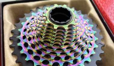SRAM denuncia a la UCI ante la Autoridad de Competencia de Bélgica por el protocolo de desarrollo máximo