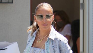 Jennifer López lleva al hijo de Ben Affleck, Samuel, de compras un año después de solicitar el divorcio del actor