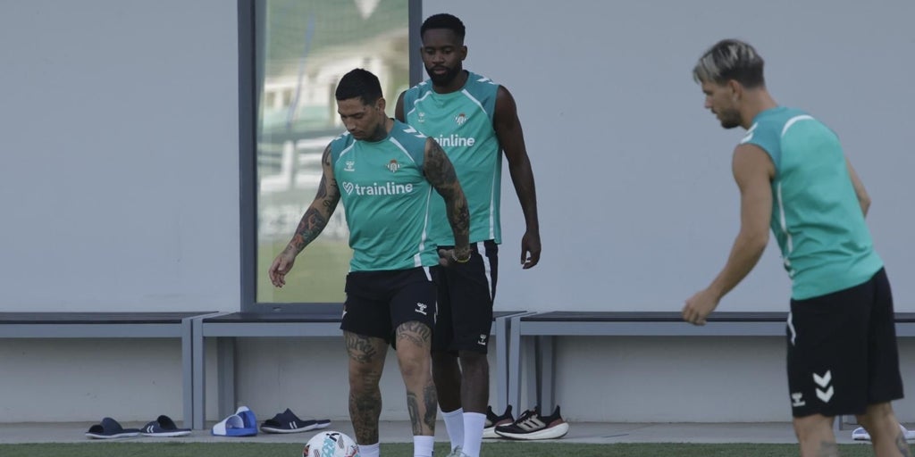 Pumas se interesa a última hora por Chimy y ofrece casi dos millones en la opción de compra