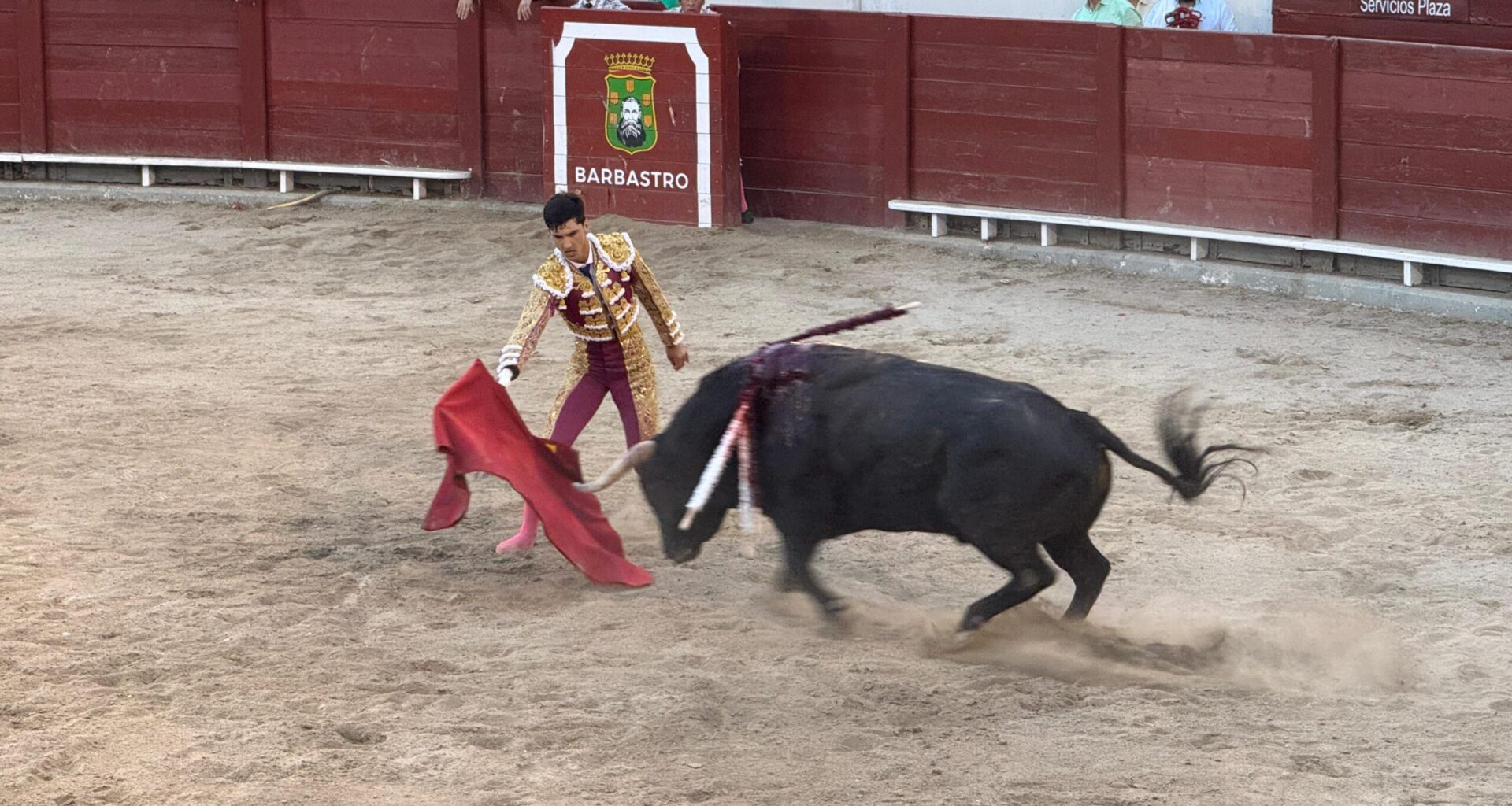 Entretenida corrida en Barbastro, solo faltó el estoque - Revista digital del Somontano de Barbastro