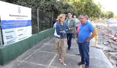 La alcaldesa visita las obras de la calle Mallorca que dotarán más aparcamiento al Parque Atlántico