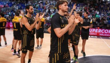 La plantilla del CB Canarias, después de su derrota del sábado.