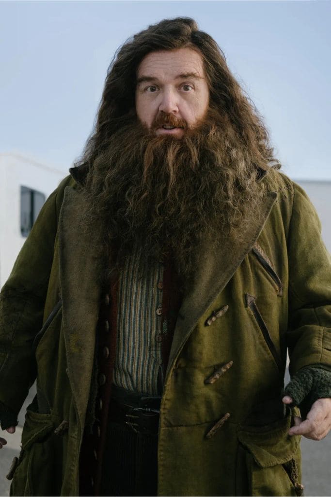 Nick Frost caracterizado como el entrañable Rubeus Hagrid