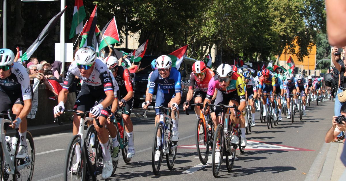 La Vuelta ciclista a su paso por Salamanca, en imágenes
