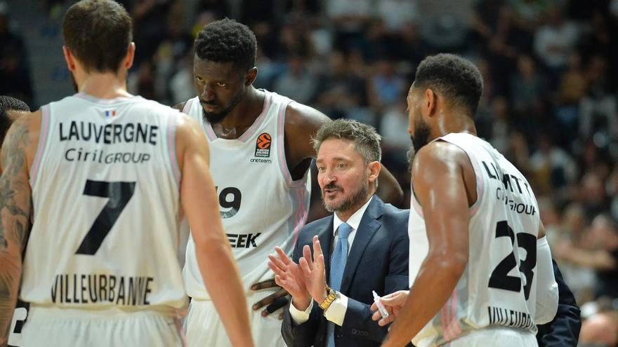 Gianmarco Pozzecco, un 'showman' en el banquillo del Asvel