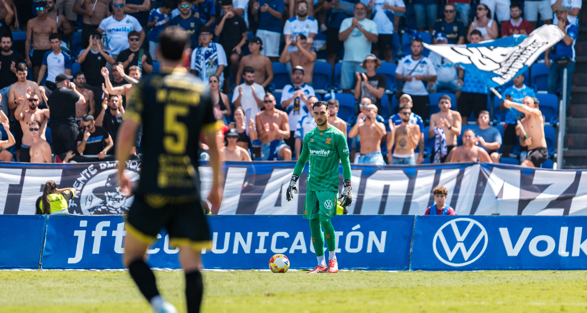 Dani y Juanjo Sánchez ponen voz a la cuarta victoria liguera blanquiazul | CD Tenerife