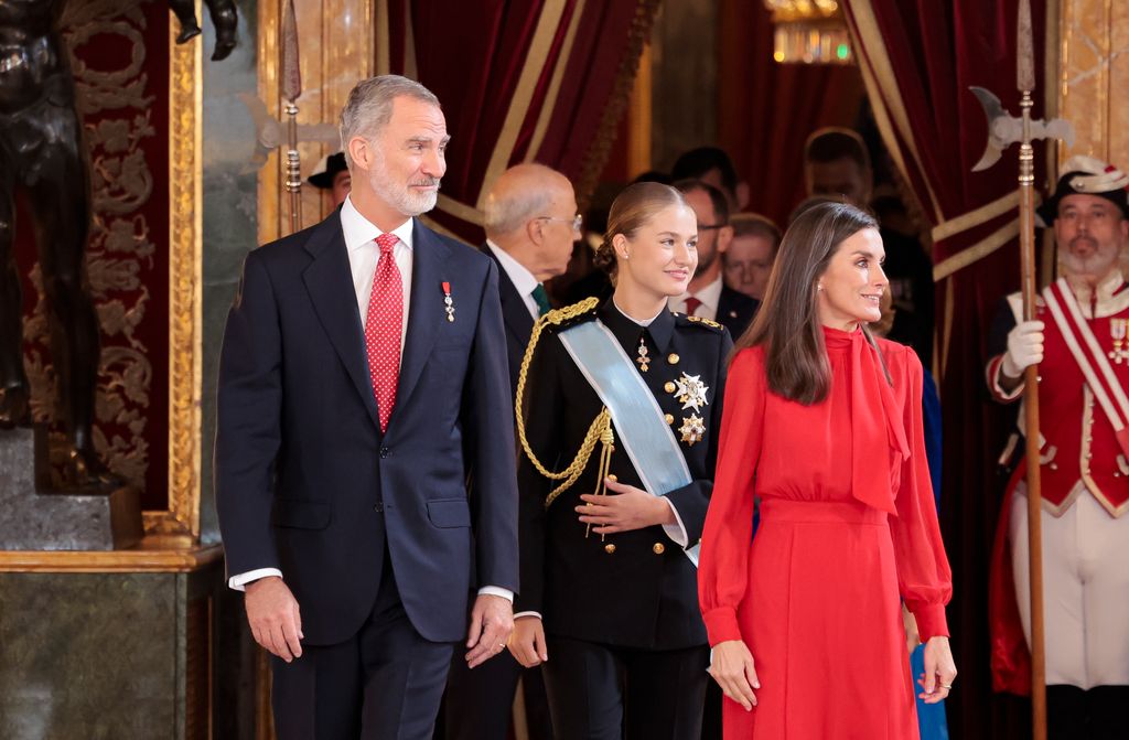 Los reyes y la princesa Leonor en el Besa Manos 2024