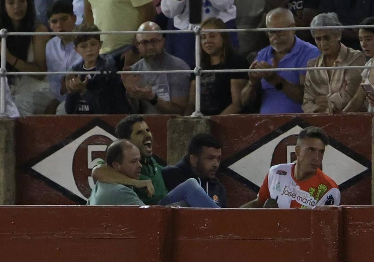 Este es el parte médico de Daniel Martín tras la cornada sufrida en La Glorieta