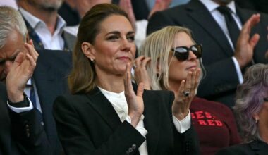 Kate Middleton vuelve a sorprender en su última aparición con un color de pelo distinto al rubio y luto moderado
