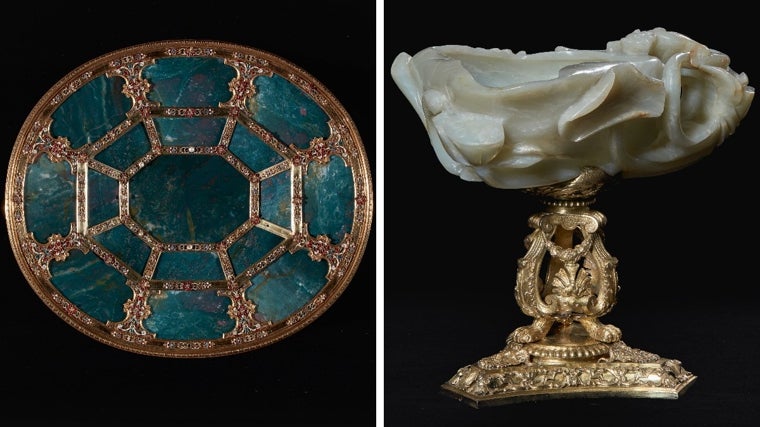 A la izquierda, bandeja oval de heliotropo con retícula octogonal. Taller de los Miseroni. Esmalte, heliotropo, oro, perlas, plata dorada y latón. A la derecha, vaso oriental de jade con pie de plata dorada. Taller de la Dinastía Ching. Plata dorada y jade nefrita