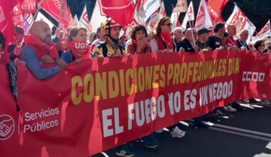 Miles de personas reclaman dignidad laboral en la lucha contra los incendios forestales