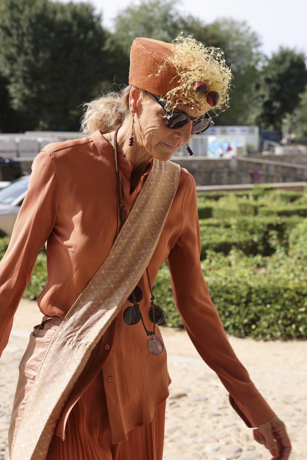 mejores looks invitada otoño