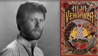 Michael McDowell y la portada de 'Hija de la venganza', obra de Pedro Oyarbide