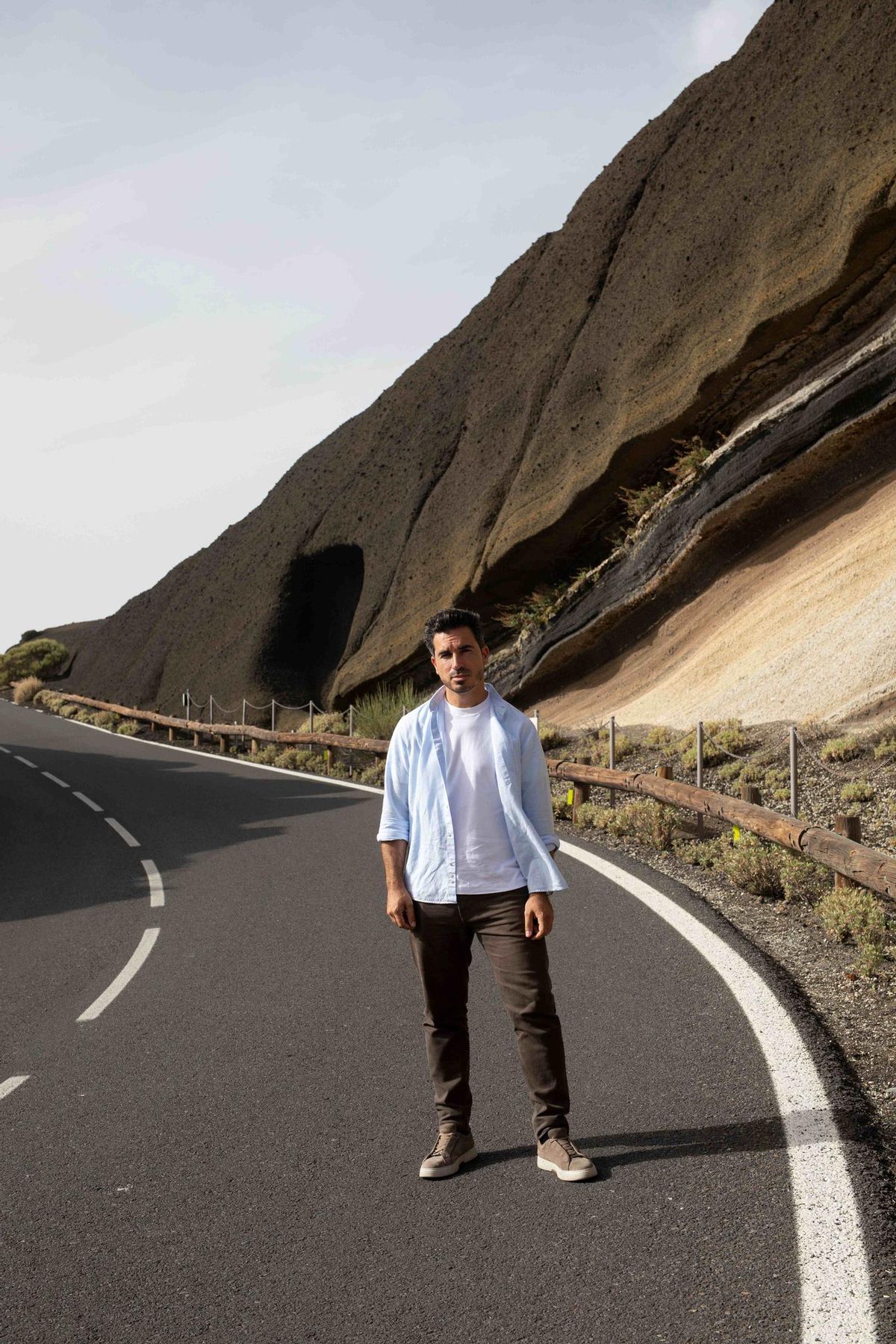 El escritor Javier Castillo, retratado en Tenerife.