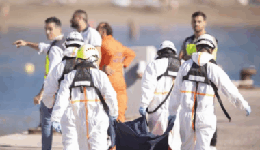 A prisión los 17 detenidos de un cayuco en el que murieron decenas de inmigrantes rumbo a Canarias