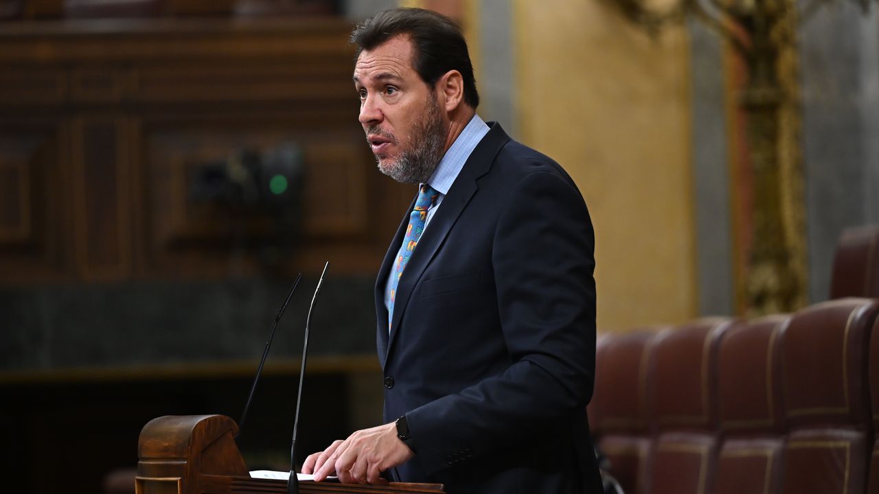 El Gobierno plantea para Galicia cuatro áreas de cercanías ferroviarias: Vigo, A Coruña, una global en el eje atlántico y otra interior - La Voz de Galicia