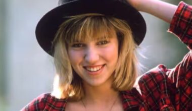 El calvario de Debbie Gibson, la estrella de los 80 que fue "salvada" por un famoso cantante