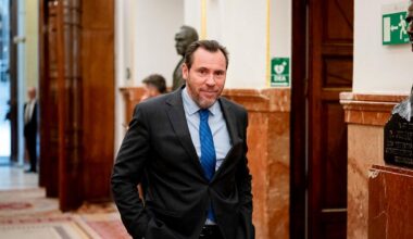 Óscar Puente responde así a la defensa de Mariló Montero a la tauromaquia en uno de los momentos más tensos de La Revuelta