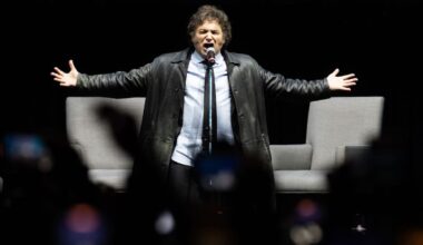 Milei presentará su nuevo libro con un show musical como parte de la campaña electoral