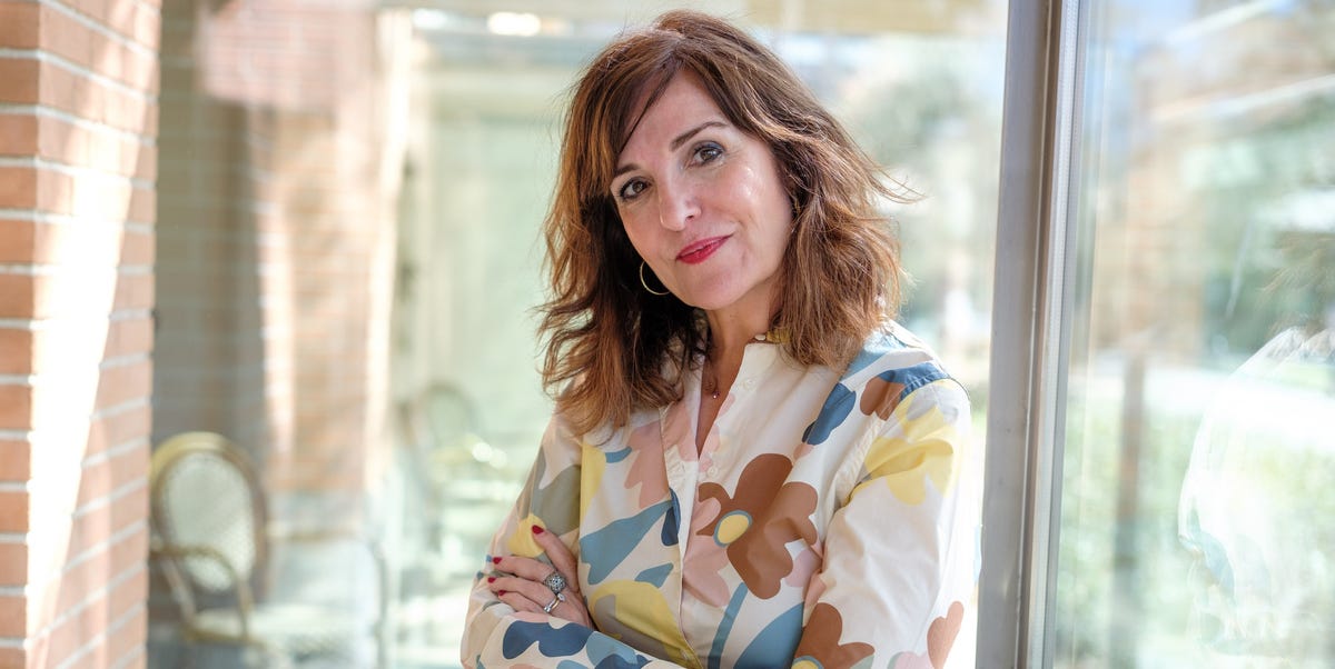 "Todo está dibujado como si España se hubiera llenado de pronto de jóvenes modernos, heroicos y transgresores"