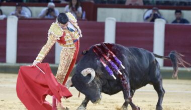 Triunfo de Emilio de Justo en un mano a mano con Talavante de tono discreto