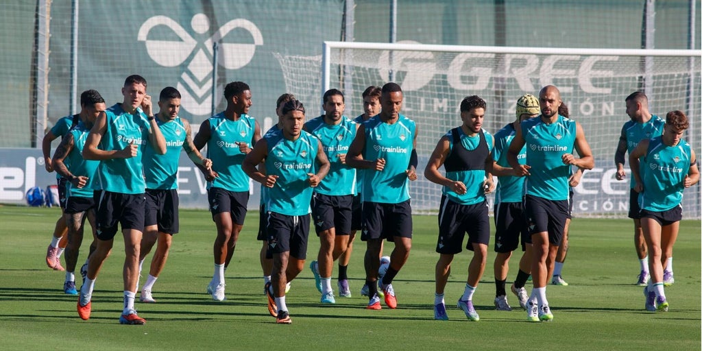 Alineaciones probables del Betis - Nottingham Forest de la Europa League 2025-2026: onces y banquillo de suplentes