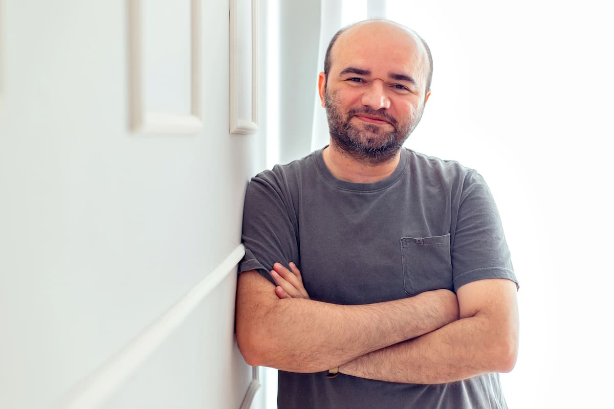 Salidas del clóset, un premio consagratorio y los viajes que se pueden dar a bordo de un libro