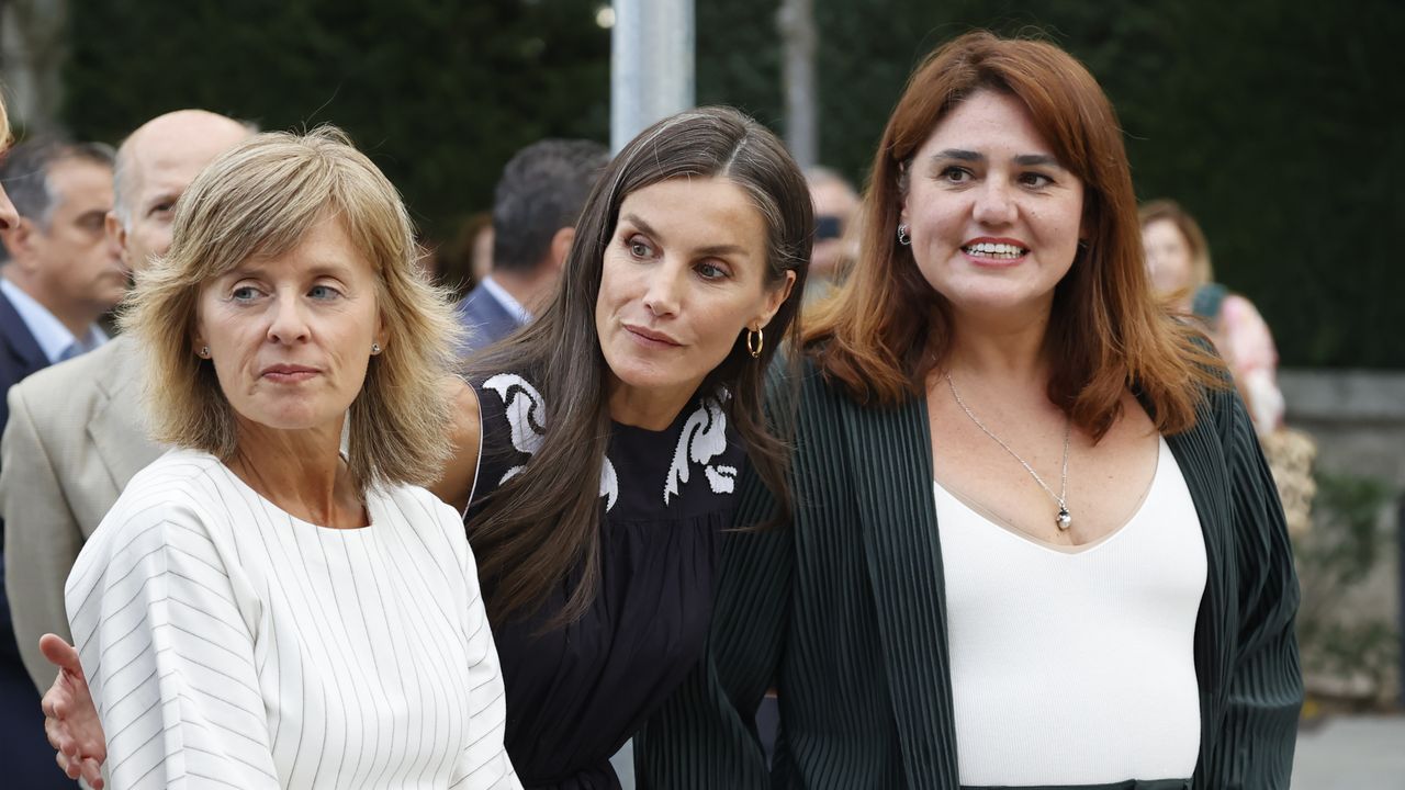 El debut de Marta Carazo como jefa de la secretaría de la reina Letizia - La Voz de Galicia