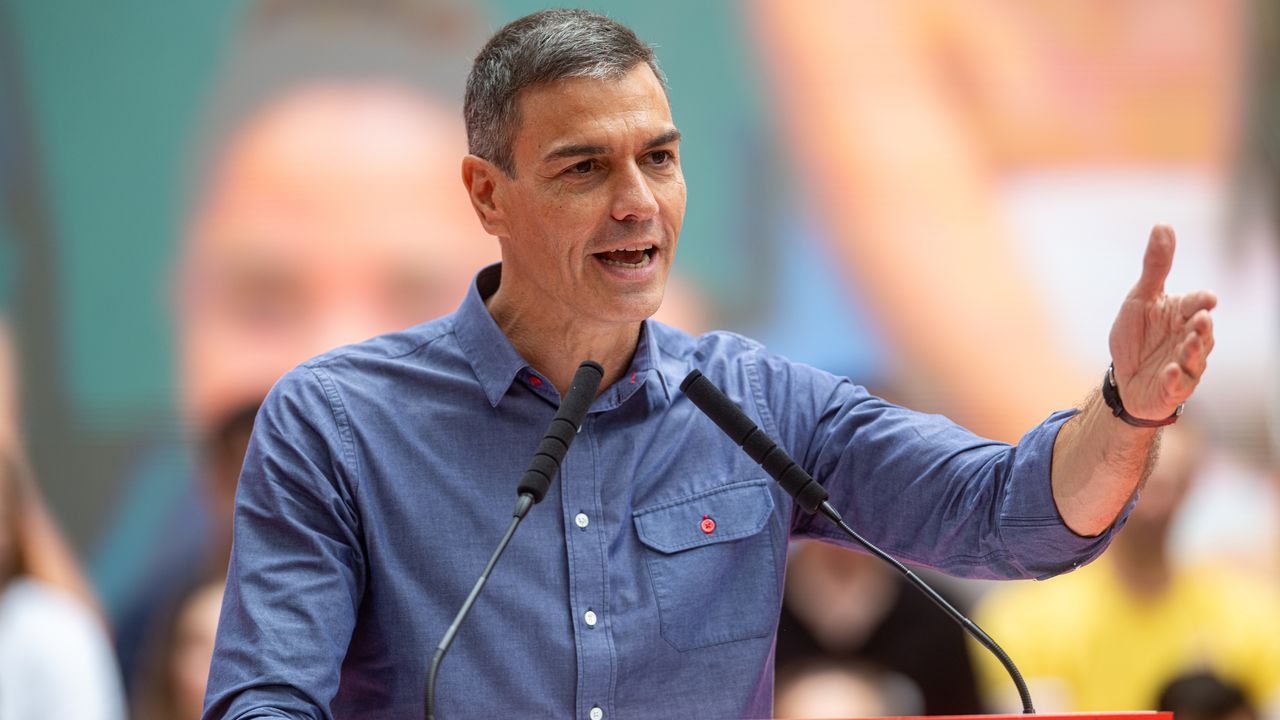 Sánchez responde a Aznar: «De él no queríamos ninguna lección, esperamos disculpas por su guerra de Irak y sus mentiras del 11M» - La Voz de Galicia
