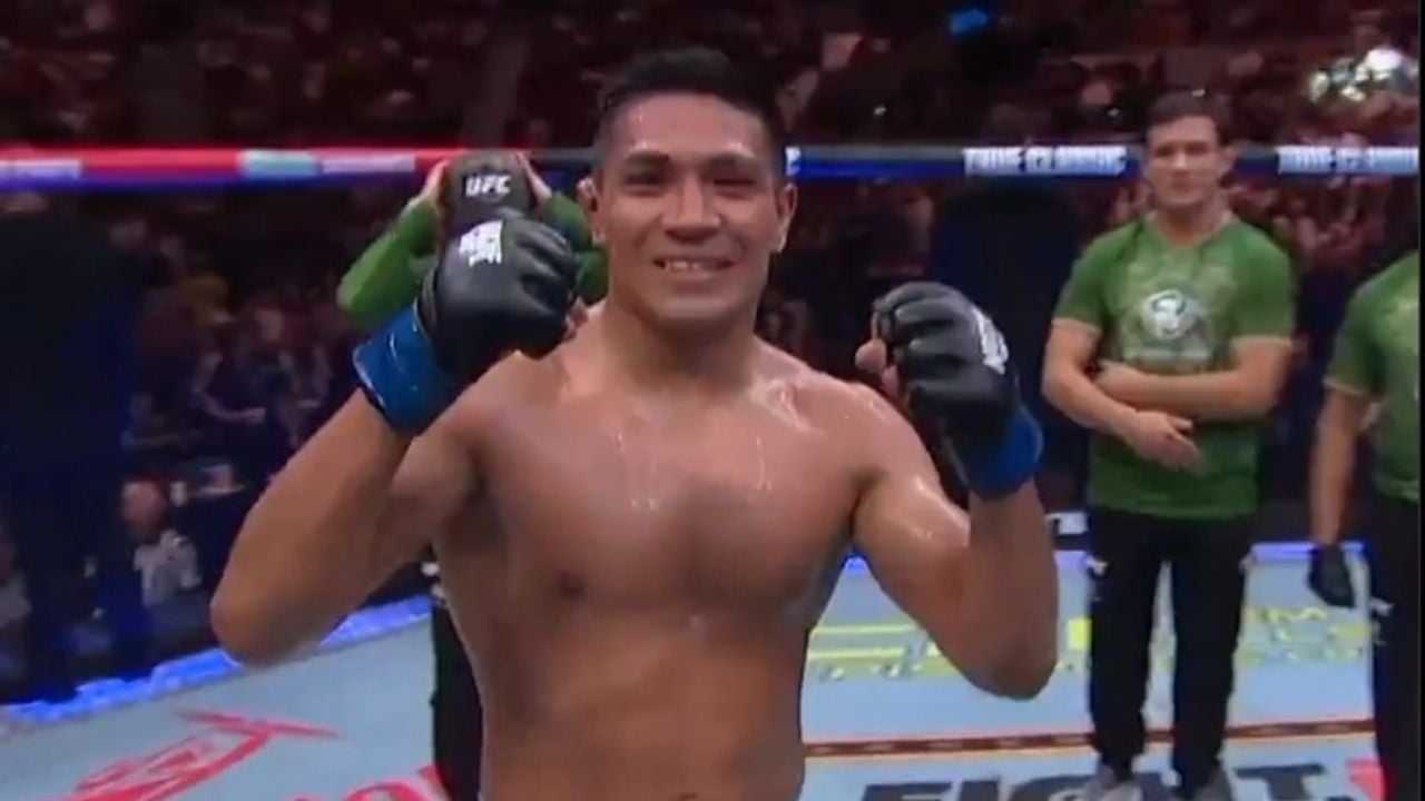 Médico del IMSS que se convirtió en artemarcialista, triunfa en combate de UFC: "Los sueños se pueden cumplir, esto es para todo México"