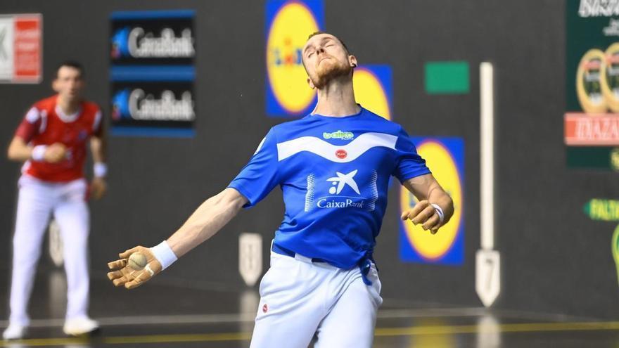 Unai Laso renuncia al bronce Manomanista y al Torneo Bizkaia por sus problemas de rodilla