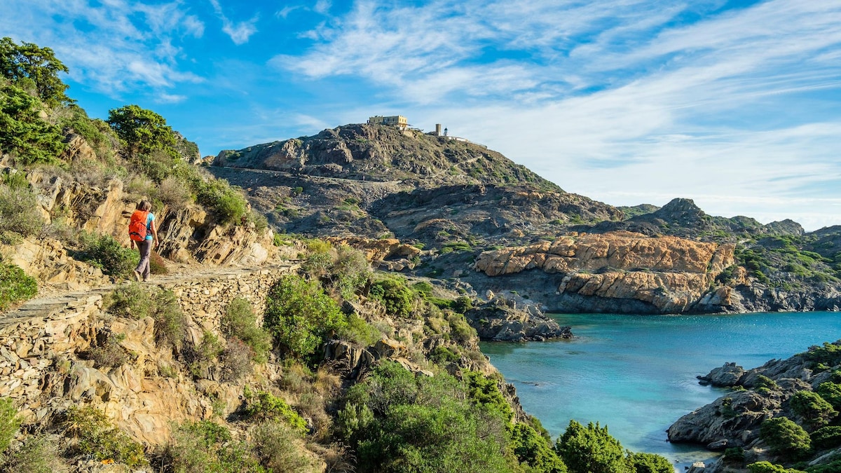 casas, pueblos y paisajes que sirvieron de lienzo a cinco artistas españoles