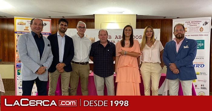 Alberto Reina destaca a los aficionados en la Feria taurina de Albacete en la entrega de premios del Club de Abonados - Noticias de Albacete