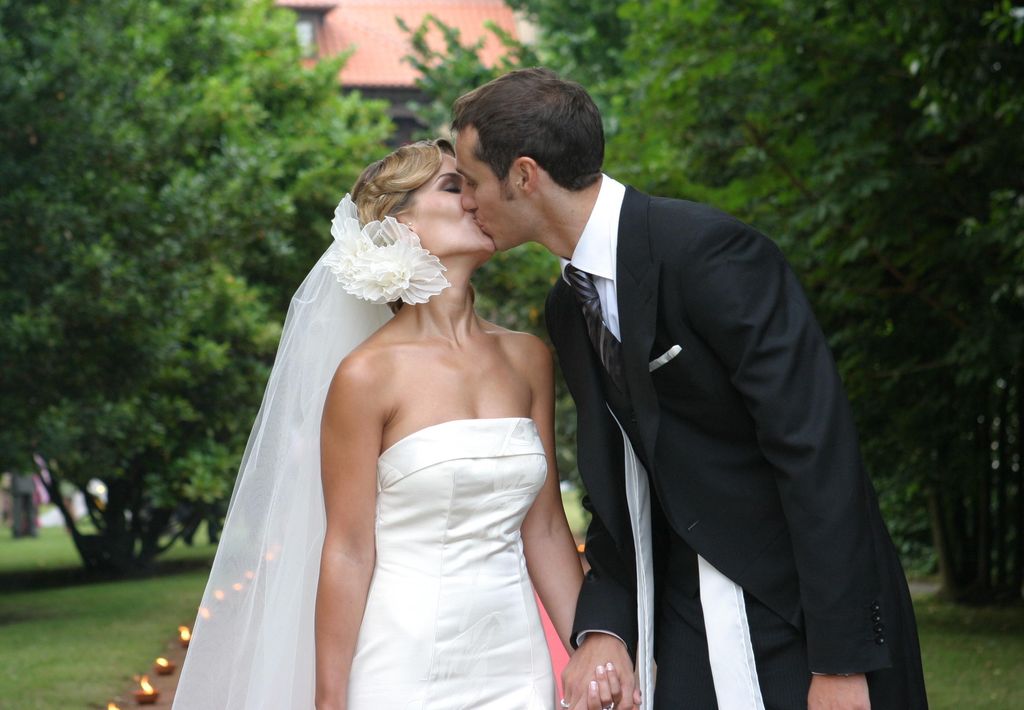 BODA IVAN HELGUERA Y LORENA CASADO EN NOJA CANTABRIA

Europa Press Reportajes / Europa Press

12/7/2004