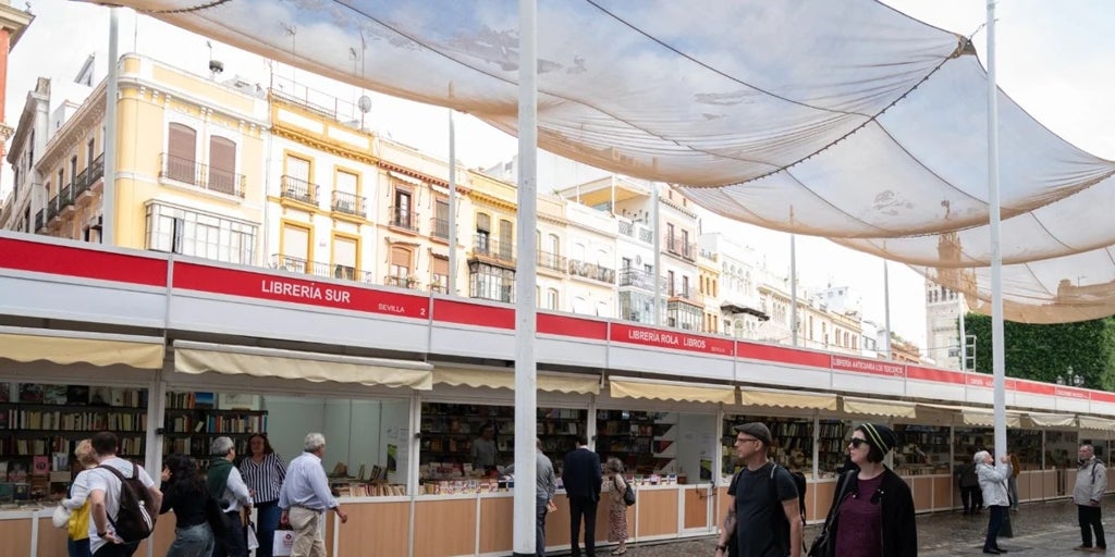 Arranca la Feria del Libro Antiguo de Sevilla 2025: fechas, horarios y actividades