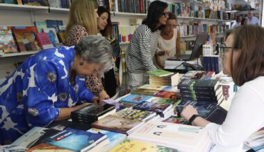 La novedad de este año, una caseta para dar voz a los autores locales