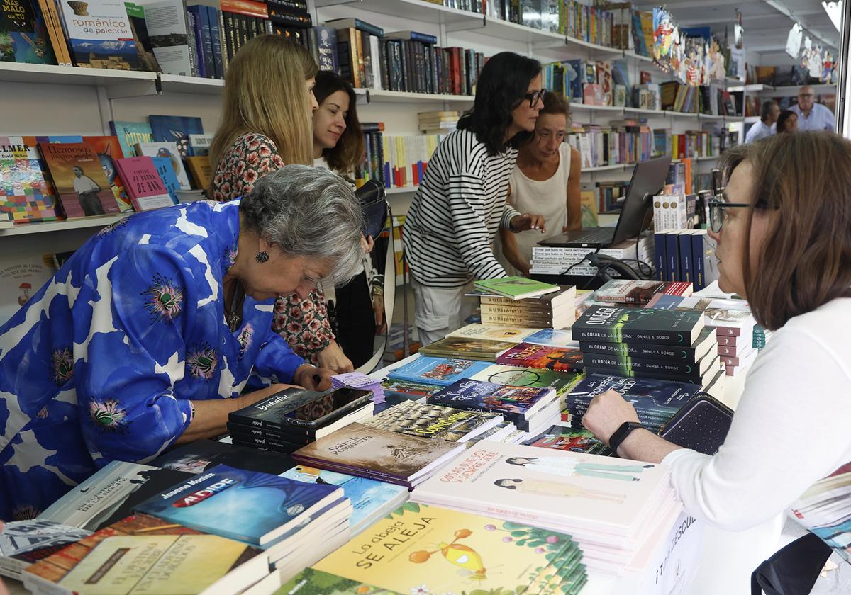 La novedad de este año, una caseta para dar voz a los autores locales