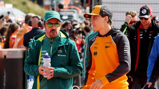 Fernando Alonso y Oscar Piastri