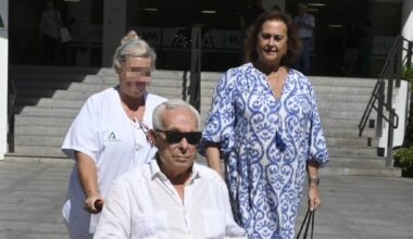 Curro Romero recibe el alta tras superar una neumonía a sus 91 años