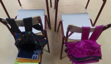 Vox exige la retirada inmediata de los libros de texto que contengan elementos de adoctrinamiento ideológico