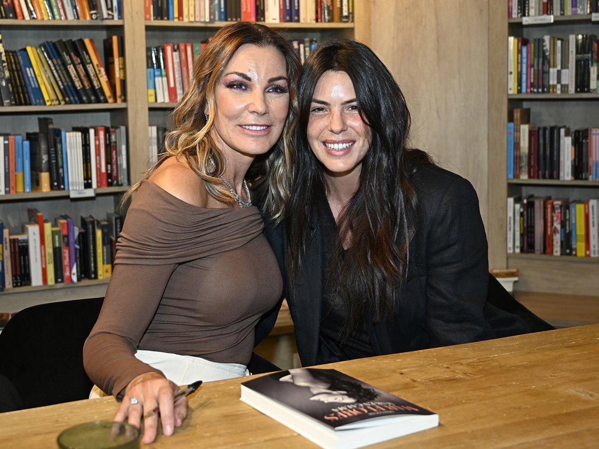 Laura Matamoros desmiente la pelea con Mar Torres y le hace un reproche a Carlo Costanzia