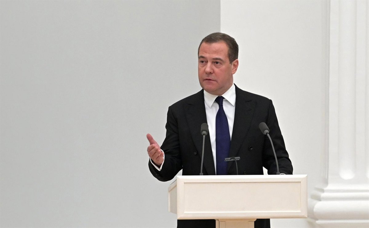 Medvedev dice que Europa "no puede permitirse una guerra" con Rusia y alerta del riesgo de conflicto nuclear