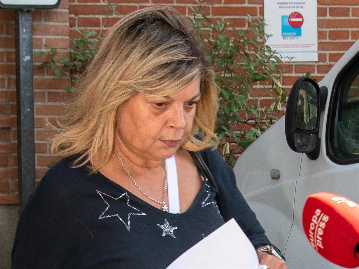 Terelu Campos, con mala cara y escoltada en el hospital tras su dura advertencia a Mar Flores
