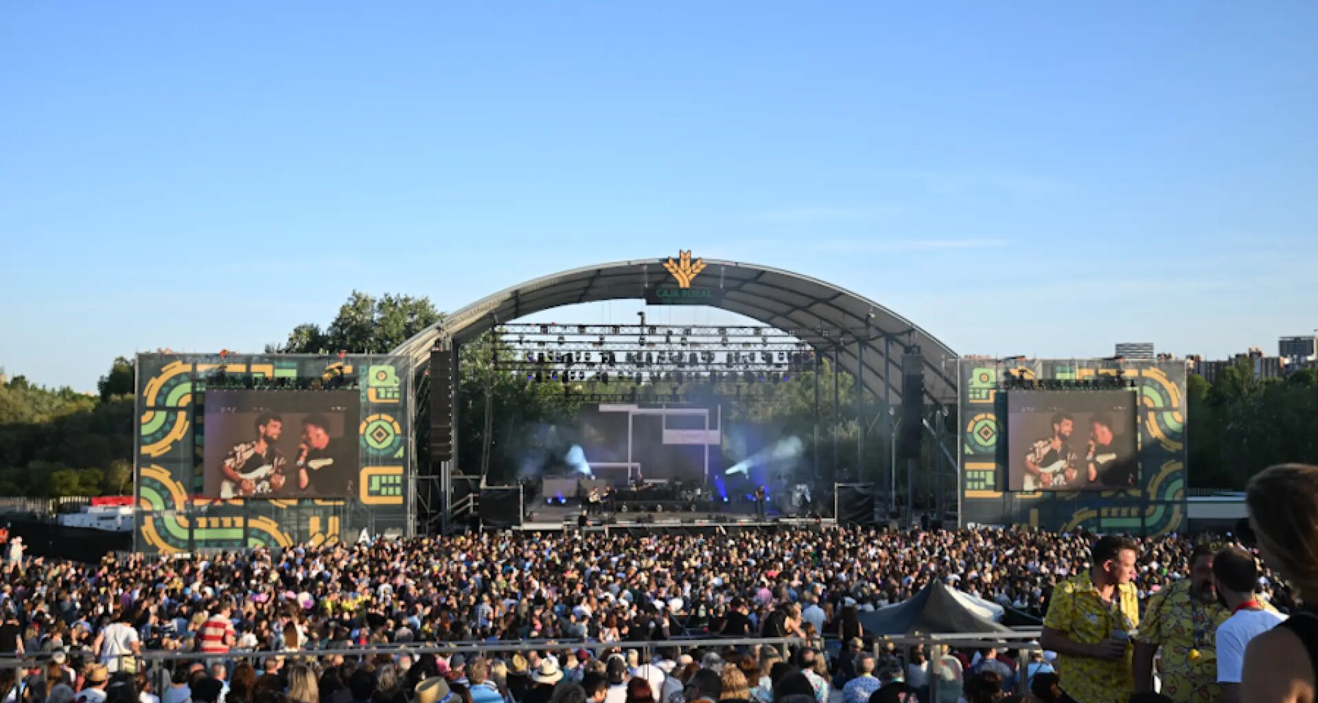 Todas las fotografías de los conciertos de la primera jornada del festival Vive Latino Zaragoza 2025: de Shinova a Los Secretos - heraldo.es