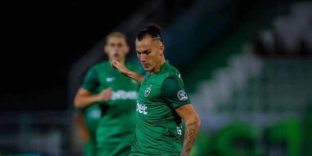 «Soy el socio 9.000 del Betis»